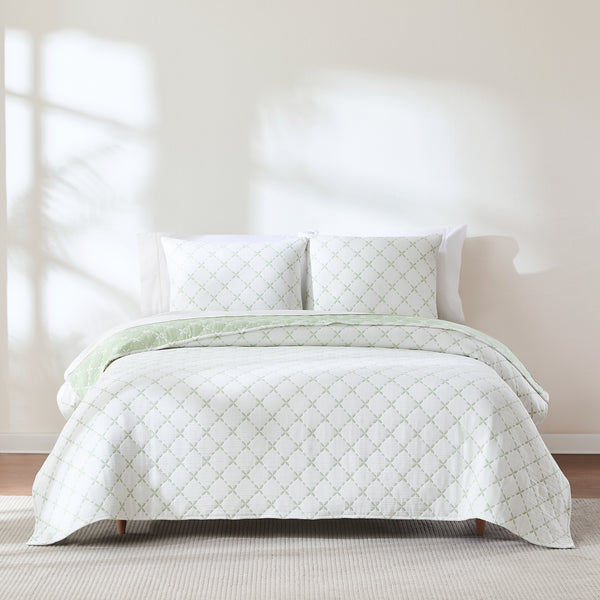Lush Decor Diamond Leaf Jacquard Reversible Matelasse Coverlet Set