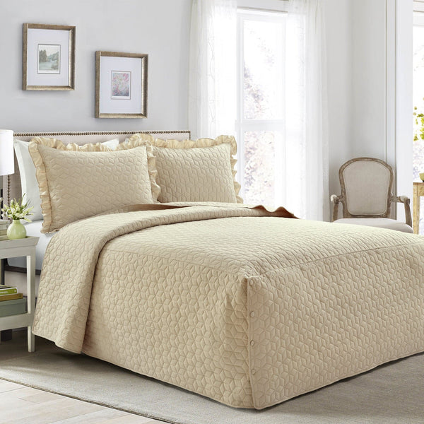 Lush Decor French Country Geo Ruffle Skirt 3 Piece Bedspread Set