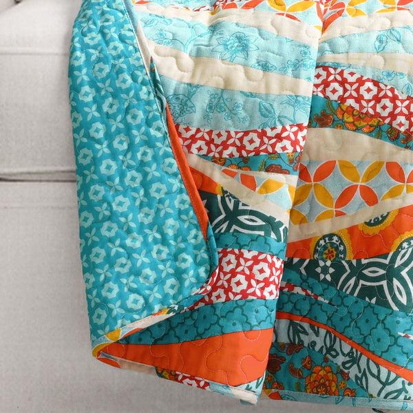 Lush Decor Hailey Watercolor Wave Reversible Cotton Throw