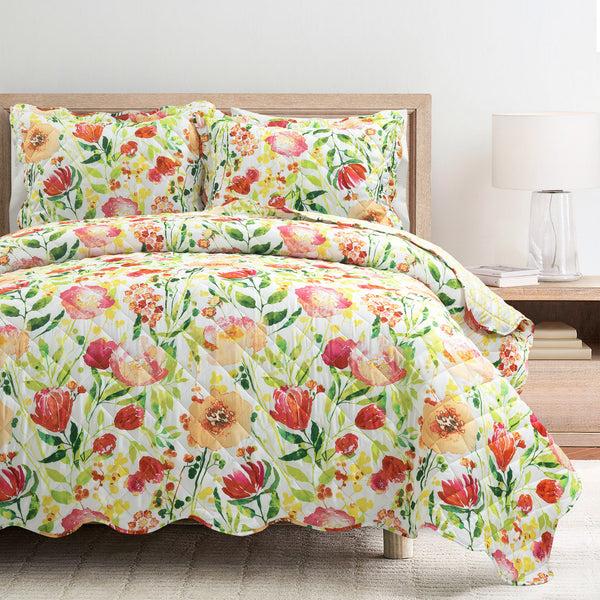 Lush Decor Leilani Watercolor Scallop Edged Floral 3 Piece Quilt Set