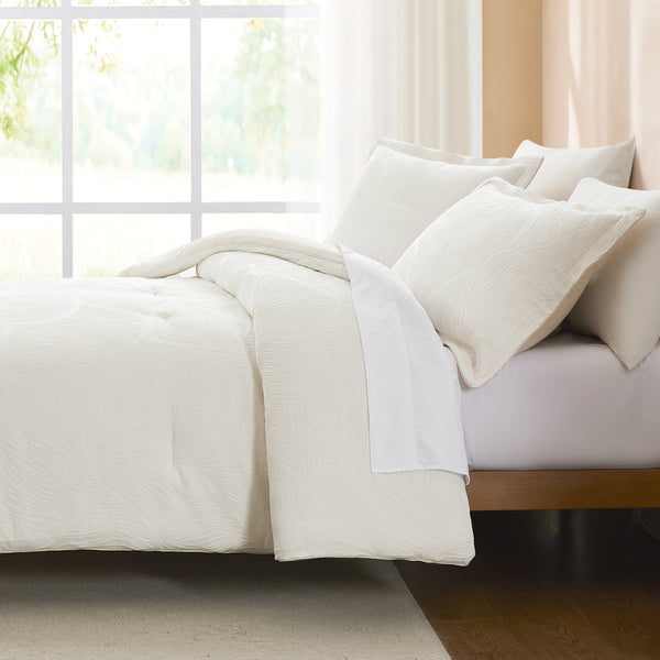 Lush Decor Capstone Whisper Comforter Set