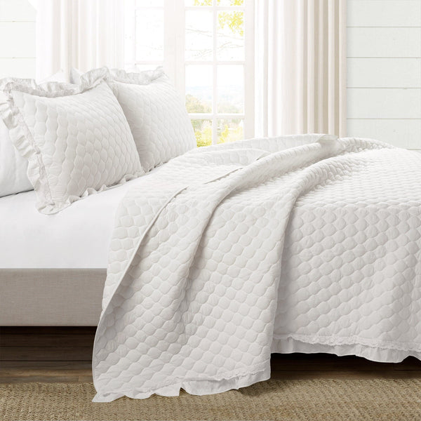Lush Decor Ella Ruffle Lace 3 Piece Quilt Set