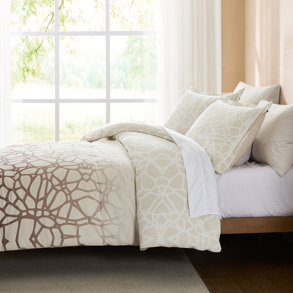 Lush Decor Ethereal Tangle Velvet Comforter Set