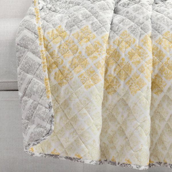 Lush Decor Medallion Ombre Reversible Throw