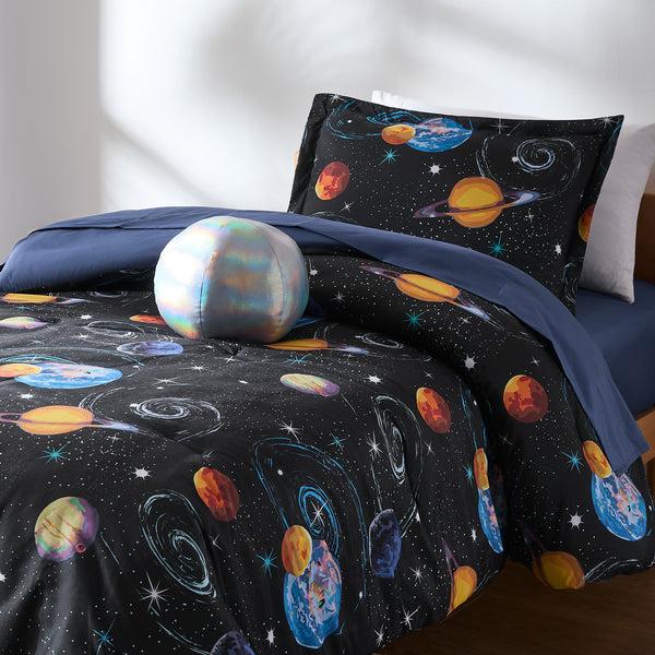 Lush Decor Mysterious Universe Comforter Set