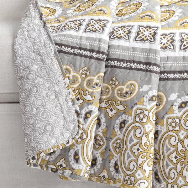 Lush Decor Nesco Stripe Reversible Cotton Throw