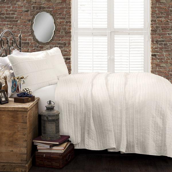 Lush Decor Pom Pom Stripe Quilt 3 Piece Set