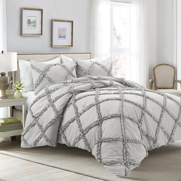 Lush Decor Ruffle Diamond 3 Piece Comforter Set