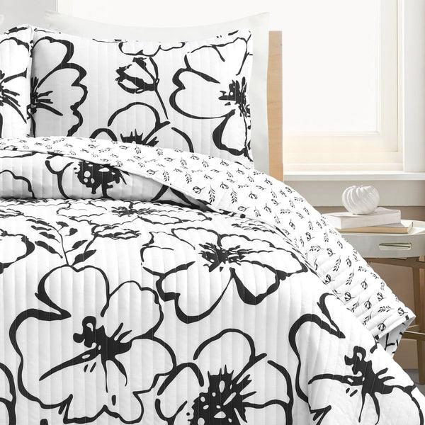 Lush Decor Scandinavian Floral Quilt 3 Piece Set