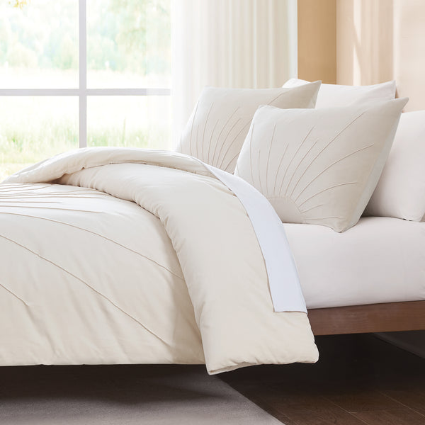 Lush Decor Solar Drift Velvet Comforter Set