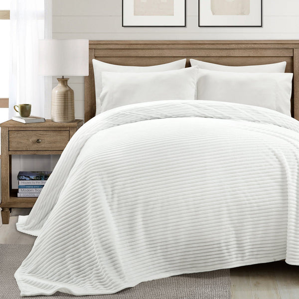 Lush Decor Super Cozy Ultra Soft Ribbed Faux Fur Oversized Blanket/Bedspread