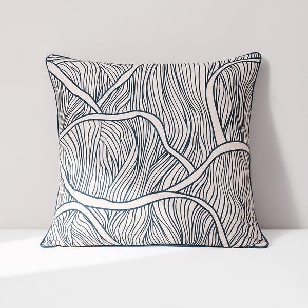 Lush Decor Umbra Bloom Reversible Decorative Pillow Cover Set